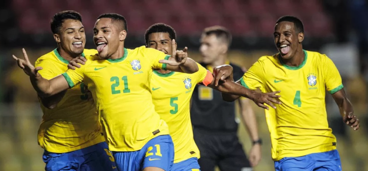 ESPORTES: Brasil venceu Uruguai com um a mais e com um a menos nos confrontos de 2022.