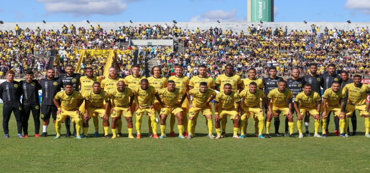 ESPORTES: Com recorde de público no Olímpico, Cascavel enfrenta Athletico na final do Paranaense.