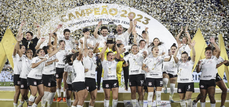 ESPORTES: Corinthians conquista título da Libertadores de futebol feminino.