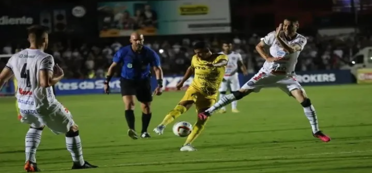 ESPORTES: FC Cascavel é finalista no Campeonato Paranaense após vitória contra o Operário.