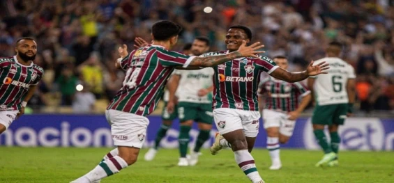 ESPORTES: Fluminense derrota Palmeiras e assume 3ª posição do Brasileiro.