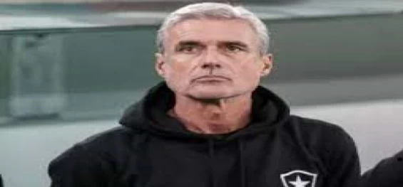 ESPORTES: Luis Castro aceita proposta do Al Nassr e vai deixar o Botafogo.