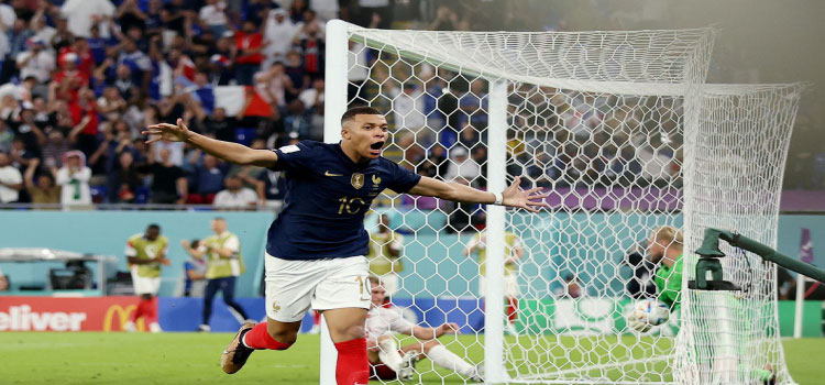 ESPORTES: Mbappé decide contra Dinamarca e França é a 1ª classificada na Copa.