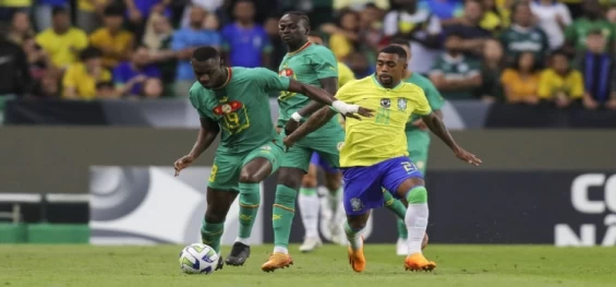 ESPORTES: Seleção brasileira é goleada por 4 a 2 em amistoso com Senegal.