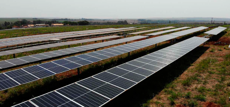 Estado cadastra empresas e responsáveis técnicos para programa de energia solar rural