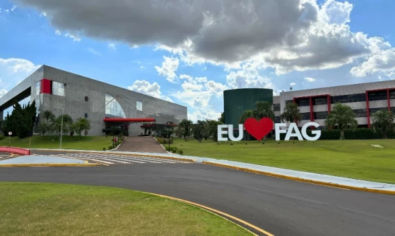 FAG CONQUISTA NOTA MÁXIMA E É ELEITO O MELHOR CENTRO UNIVERSITÁRIO DE CASCAVEL, APONTA AVALIAÇÃO DO MEC