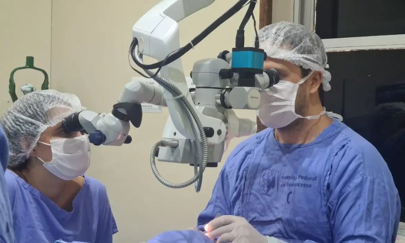 Fila por transplante de córnea no Brasil cresce 15% em seis meses e supera 37 mil pacientes