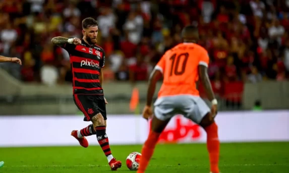 Flamengo e Nova Iguaçu disputam título do Campeonato Carioca.