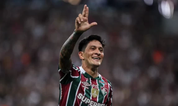 Fluminense derrota Colo-Colo por 2 a 1 pela Copa Libertadores.