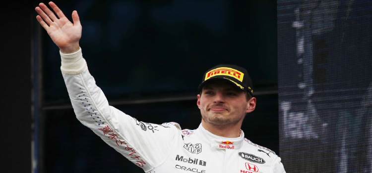 FÓRMULA 1: Verstappen volta à liderança da F1, mas Hamilton ganha impulso