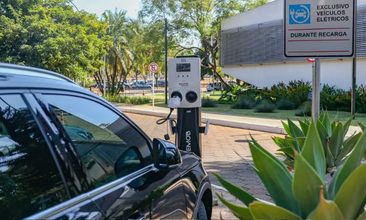 Governo prorroga cotas com alíquota zero para montagem de veículos elétricos no Brasil