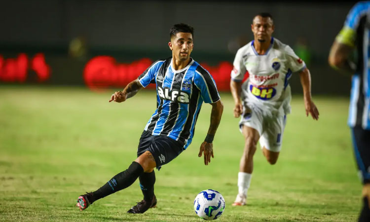 Grêmio bate São Raimundo nos pênaltis e segue na Copa do Brasil