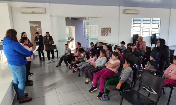 Guaraniaçu: Agentes de Saúde promovem dinâmica com crianças no SCFV Espaço Legal