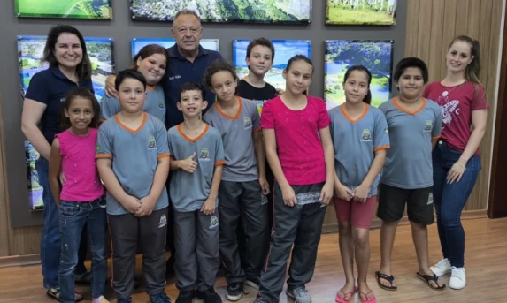 Guaraniaçu: Alunos da Escola Mun. do Campo Francisco Manoel da Silva participam de projeto em parceria com a Itaipu.