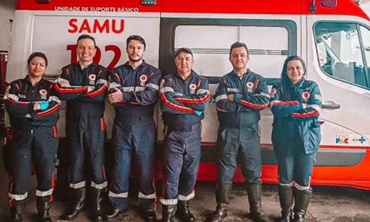 Guaraniaçu: Bebê nasce dentro de ambulância durante transferência pela BR-277 para Cascavel
