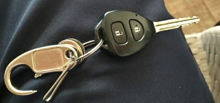 GUARANIAÇU: Chave de veículo marca Toyota é encontrada e está a disposição do proprietário.