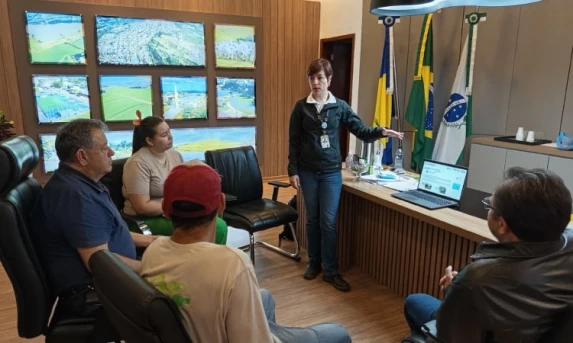 Guaraniaçu discute Plano de Ações e Metas para fortalecer coleta seletiva e apoiar associação de recicláveis