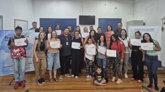 Guaraniaçu: Entrega de certificados marca encerramento do Curso de Técnicas de Supermercado