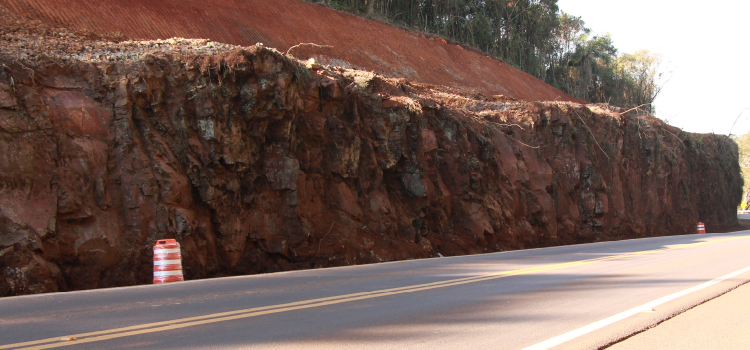 GUARANIAÇU - Matéria completa sobre os trabalhos para a construção da faixa adicional na 277