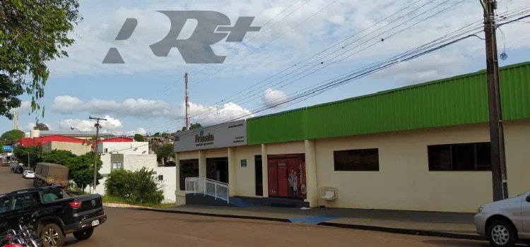 GUARANIAÇU: Sol com muitas nuvens durante o dia. Períodos de nublado, com chuva a qualquer hora.