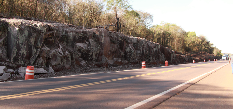 GUARANIAÇU – Pista é liberada no km 524 da BR277