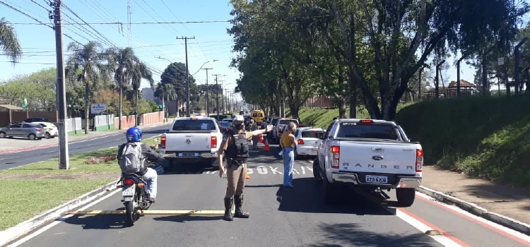 GUARAPUAVA: No Dia Mundial de Prevenção ao Suicídio, 16° BPM realiza blitz educativa com o apoio de entidades da região