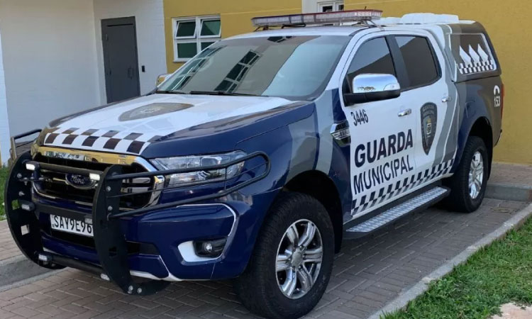 Homem é detido após mostrar partes íntimas no Centro de Cascavel