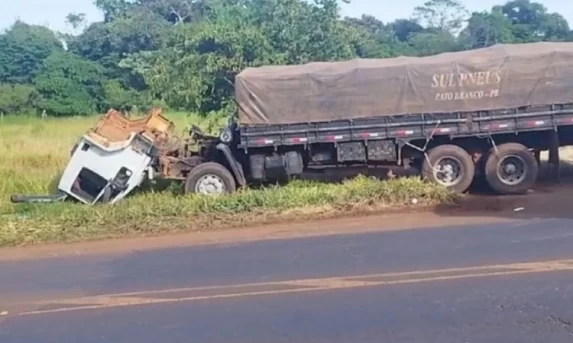 Homem morre em grave acidente na BR 158 em Pato Branco