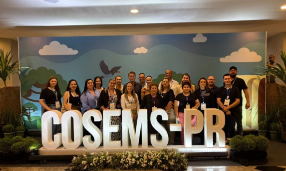 Ibema marca presença no 37º Congresso do COSEMS-PR em Foz do Iguaçu
