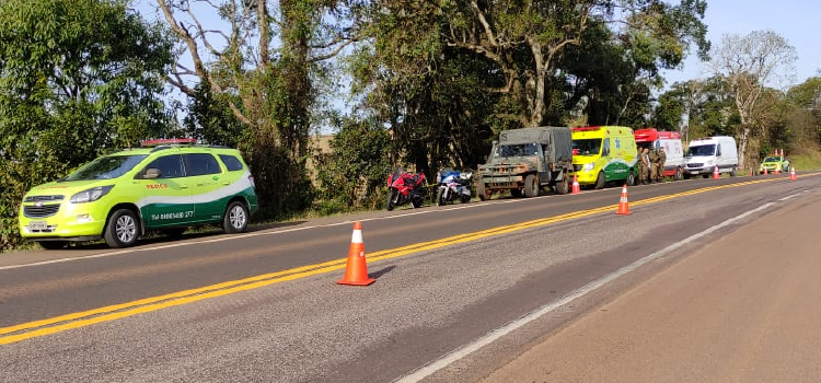 IBEMA – Motociclista morre ao colidir contra árvore na BR 277