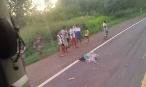 Indígena é atropelada na BR-277 em Nova Laranjeiras após tentar bloquear a rodovia