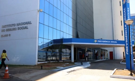 INSS começa a pagar benefícios antecipados nesta quinta