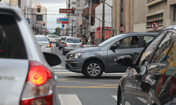 IPVA 2025 de veículos com final de placa 9 e 0 vence nesta quinta-feira