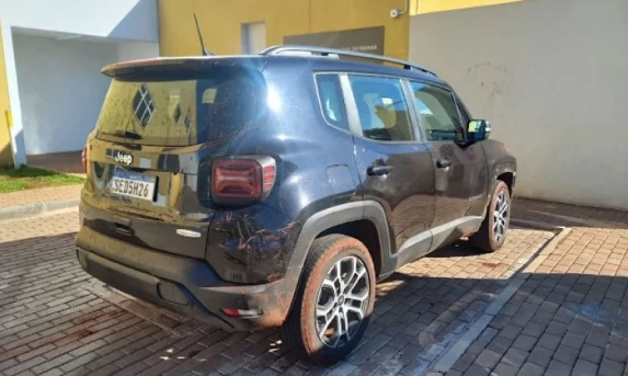 Jovem é detido com carro de placas clonadas no Contorno Oeste de Cascavel.