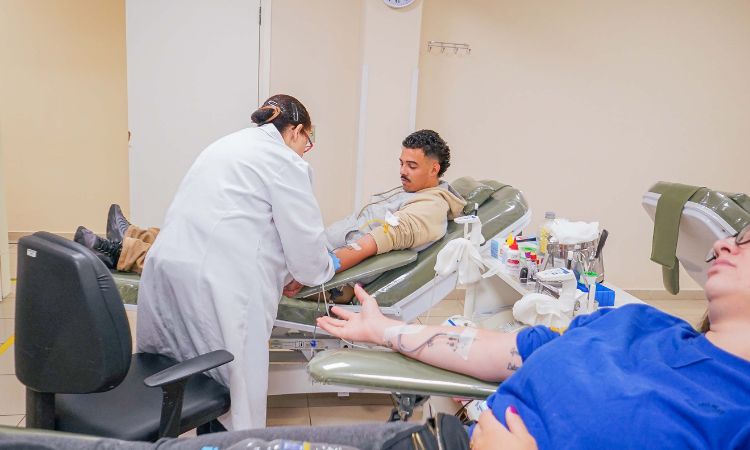 Junho Vermelho: Sesa alerta para baixa nos estoques de sangue dos tipos O+ e O- no Paraná