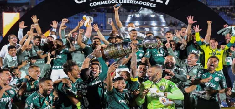 LIBERTADORES: Palmeiras vence Flamengo na prorrogação e é tricampeão da Libertadores