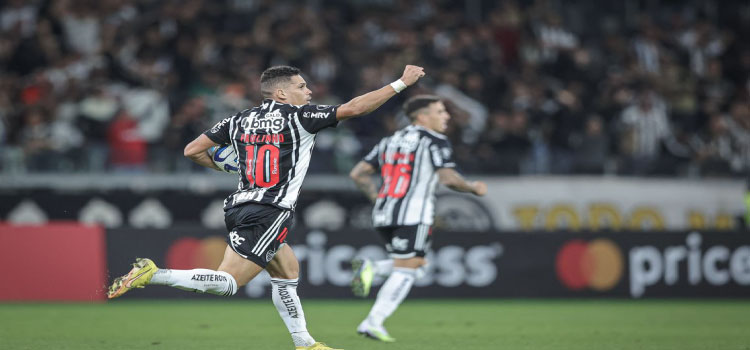 LIBERTADORES: Paulinho decide e Atlético-MG vence para continuar vivo.