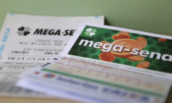 LOTERIAS: Ninguém acerta as seis dezenas da Mega-Sena 2683, e prêmio vai a R$ 95 milhões; veja números sorteados.