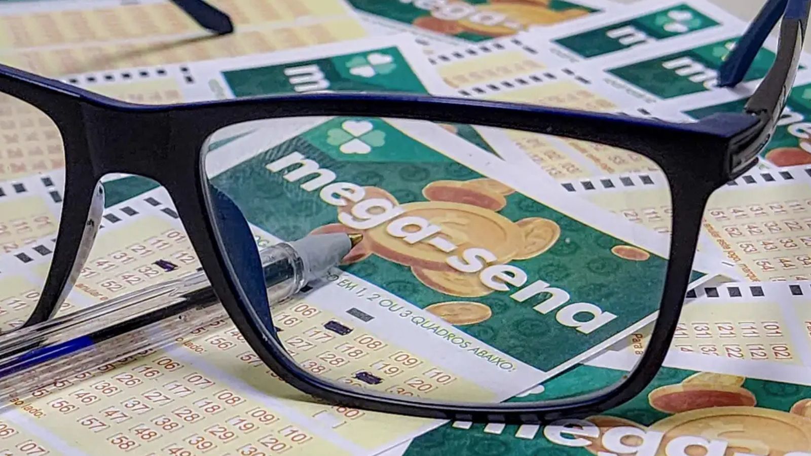 MEGA-SENA ACUMULA E PRÊMIO VAI A R$ 10 MILHÕES APÓS SORTEIO DESTA TERÇA