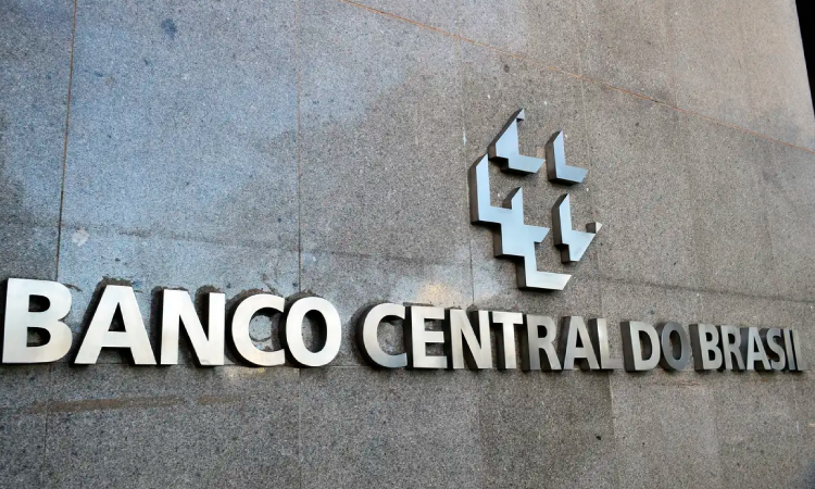 Mercado financeiro reduz previsão da inflação para 5,2%