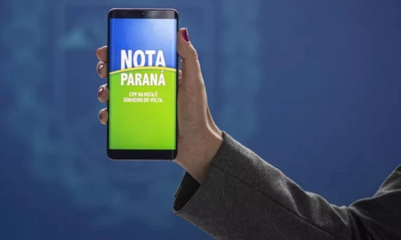 Moradora de Juranda ganha R$ 1 milhão no Nota Paraná concorrendo com apenas um bilhete; prêmio de R$ 100 mil sai para Toledo