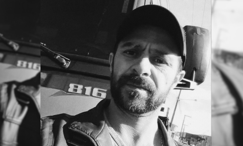 Motorista morre no hospital após grave tombamento de caminhão na BR-277, em Candói