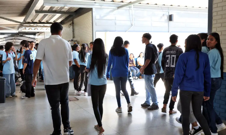 Nascidos em novembro e dezembro recebem hoje parcela do Pé-de-Meia