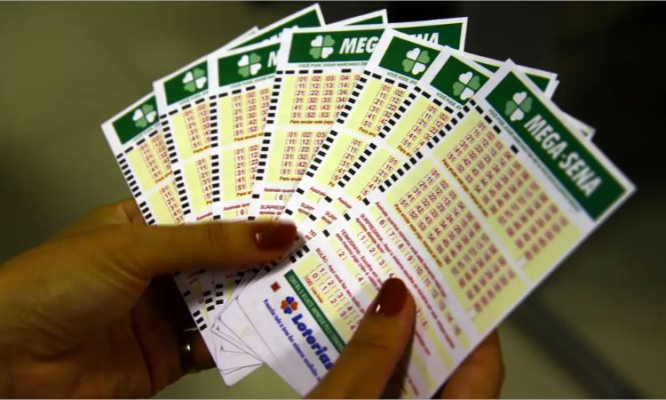 Nenhum apostador acertou as seis dezenas do concurso 2.910; próximo sorteio será no sábado (6)