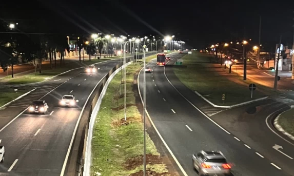 Nova iluminação da BR-277 em Foz do Iguaçu e cidades vizinhas será entregue em setembro