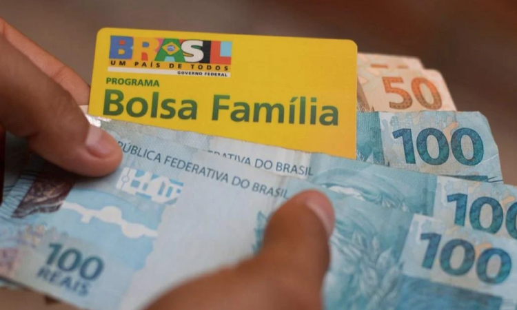 Nova lei do Bolsa Família traz mudanças para beneficiários a partir de 2025