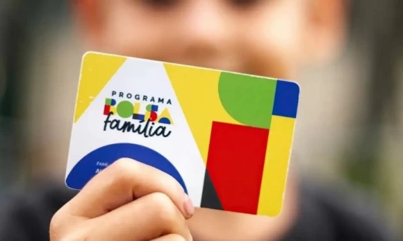 Pagamento do Bolsa Família de maio começa nesta segunda-feira (18); Paraná tem pagamento unificado
