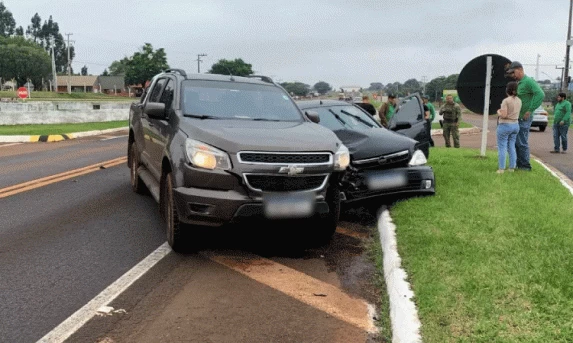 Pai e filha ficam feridos em acidente na BR 277 em Santa Tereza do Oeste.