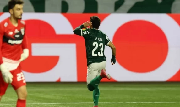 Palmeiras derrota São Paulo e chega à final do Paulista