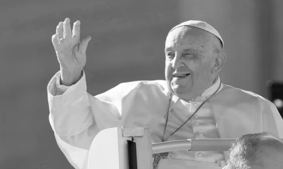 Papa Francisco morre, aos 88 anos, em Roma